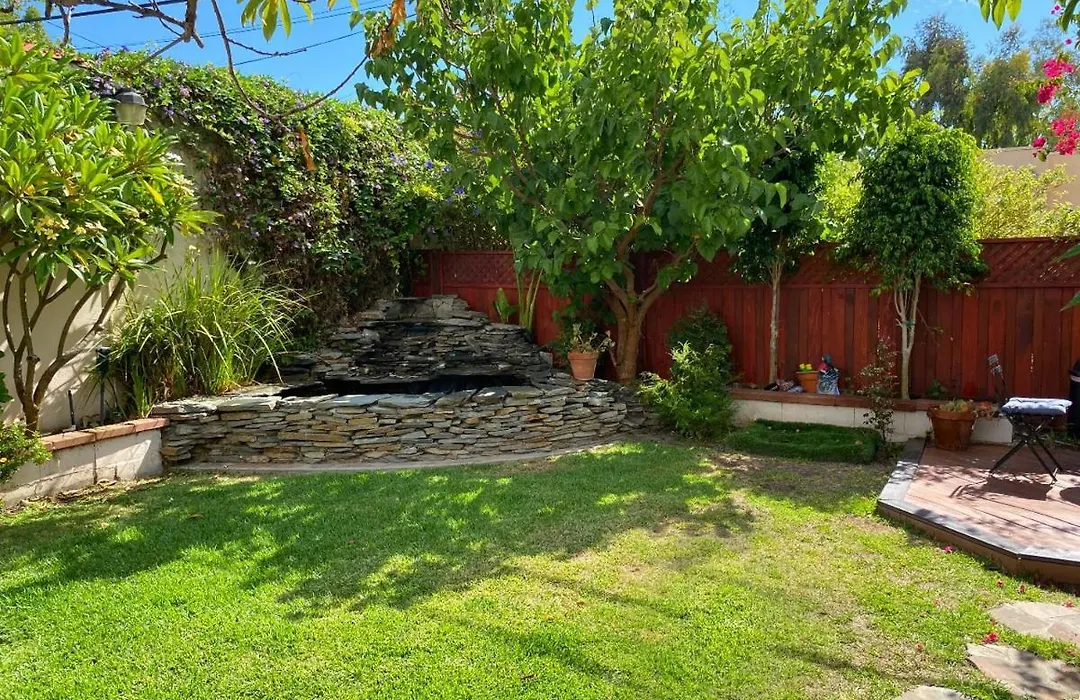 Cozy 2 Bedroom Guesthouse In Beverly Hills-1