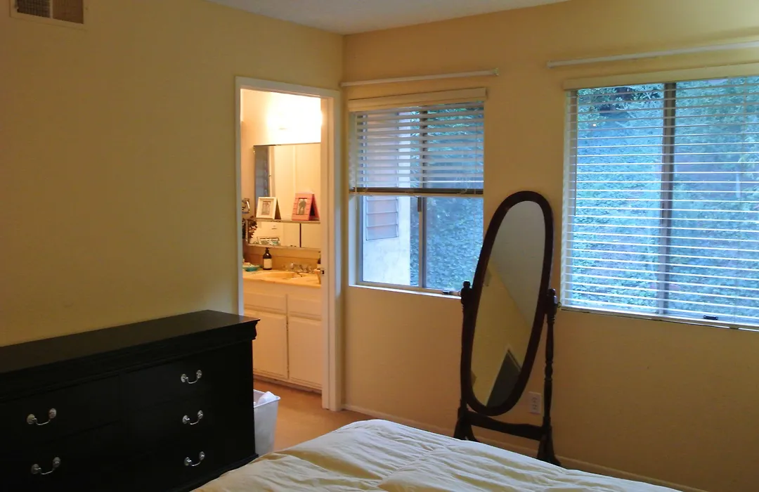 Bed And Breakfast In Hollywood Hills-1